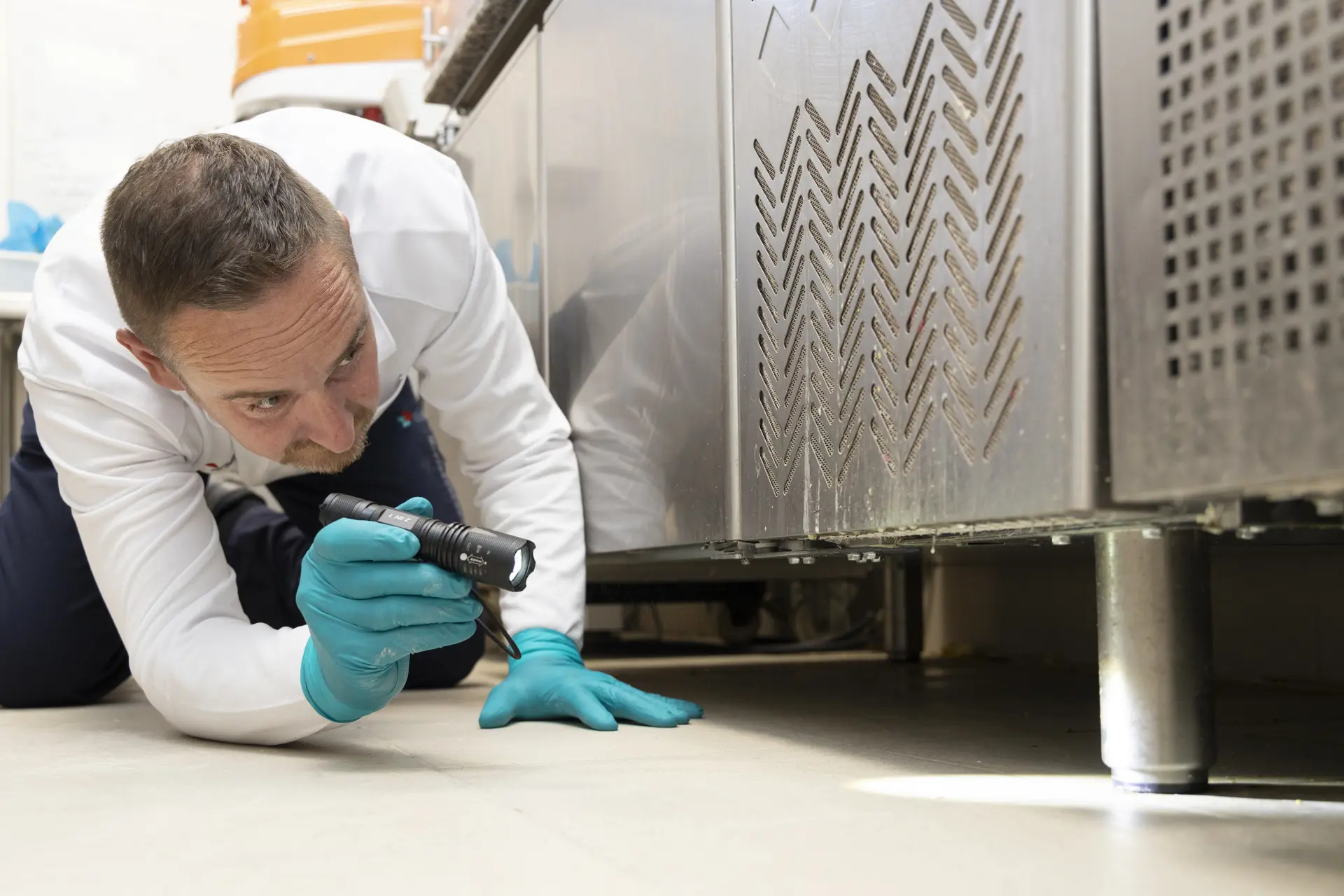 Pest control_bakery_service_ambiance