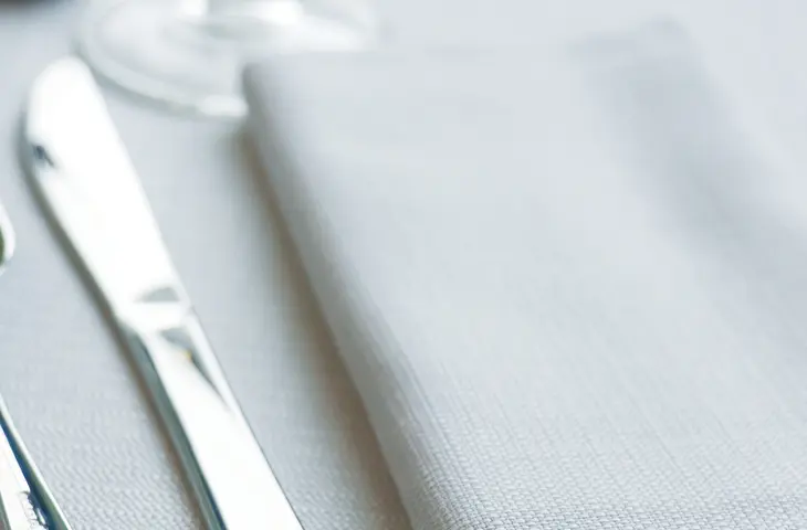 Napkins & tablecloths