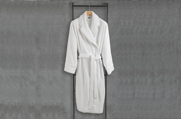 Le Jacquard Français bathrobe